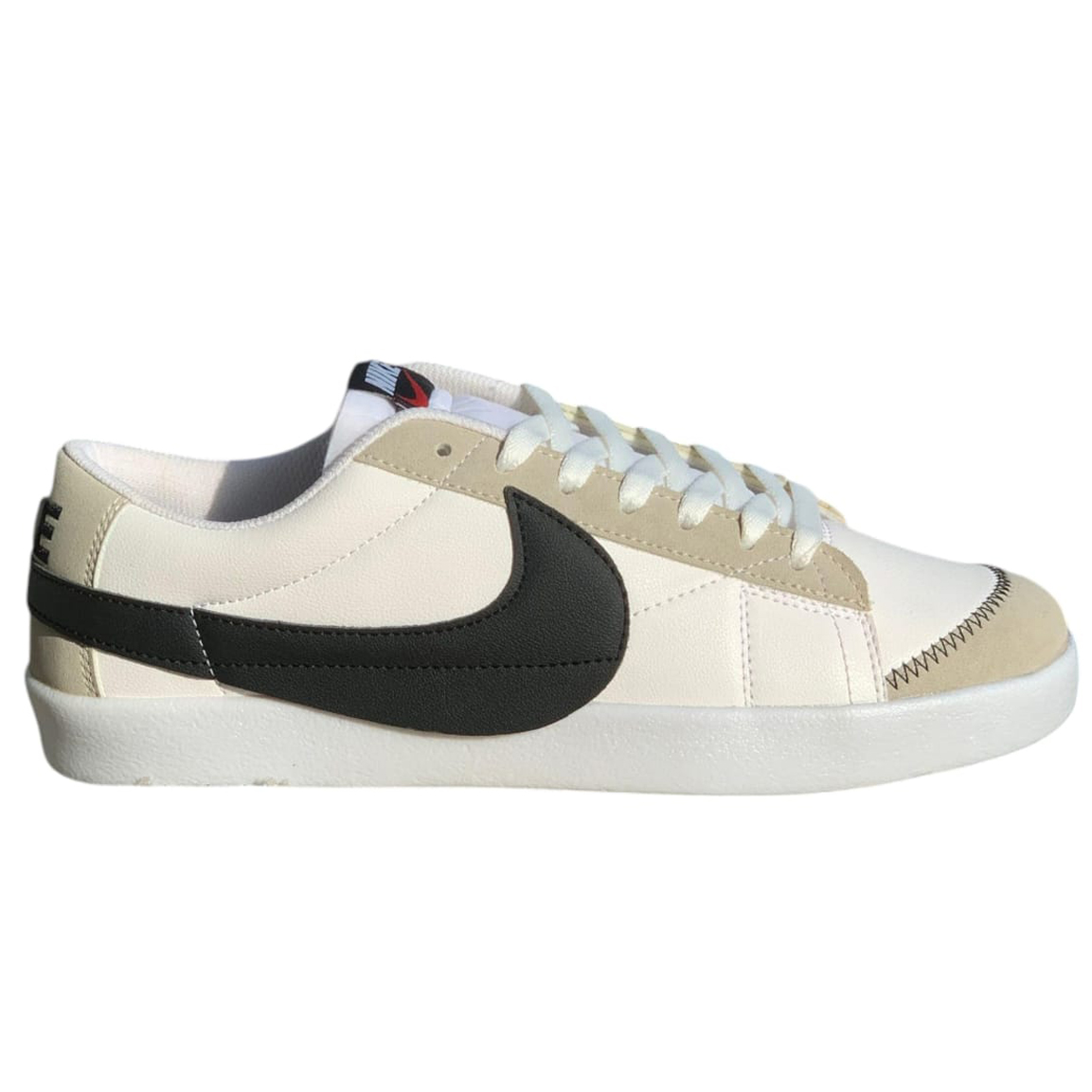 NIKE BLAZER